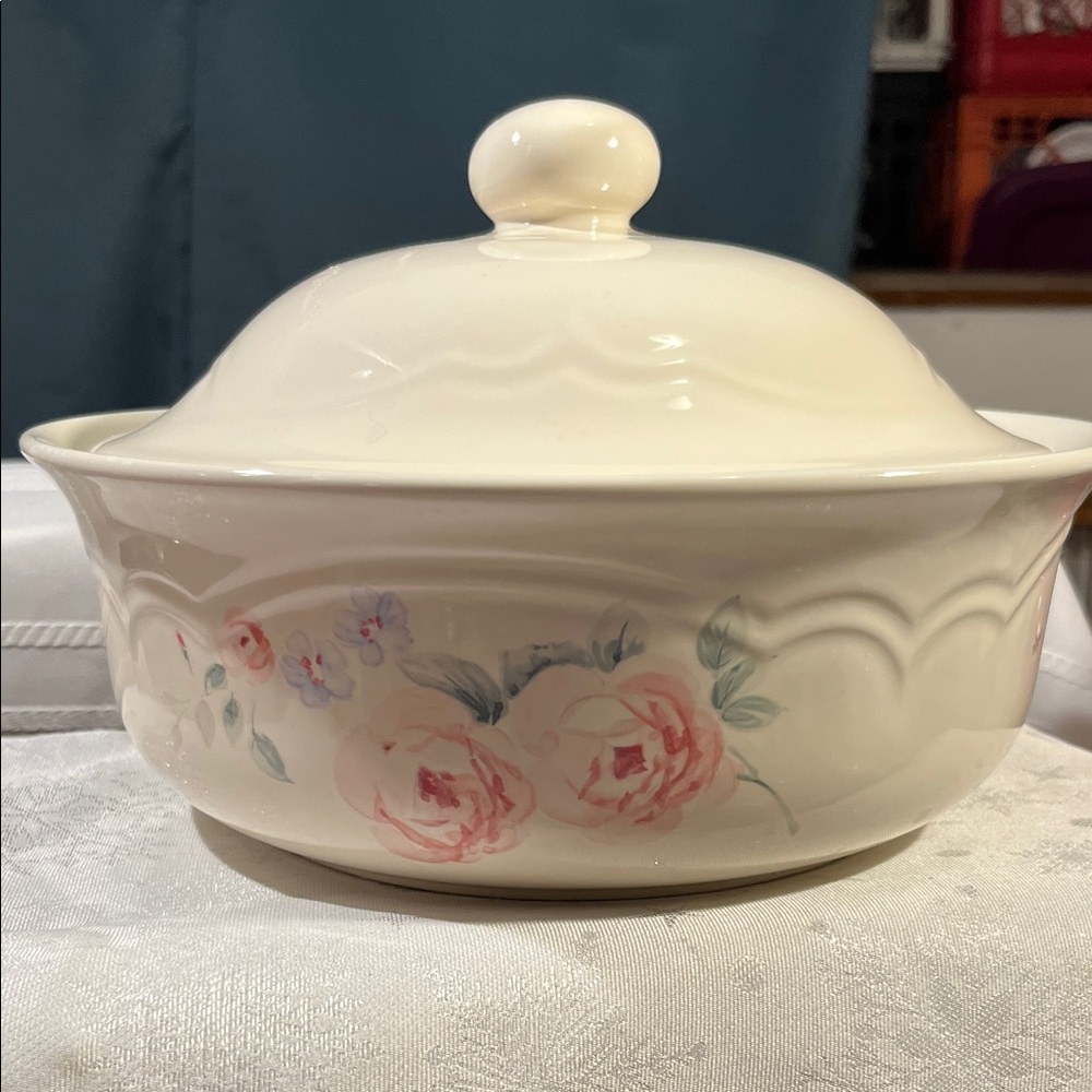 Floral Ceramic Casserole Dish with Lid